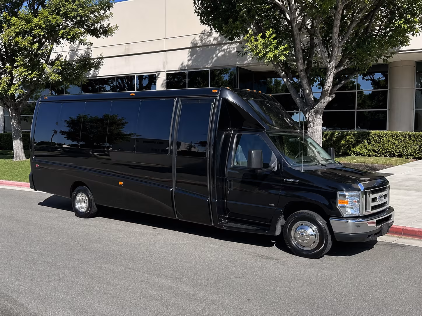 Hampton Sporting Event Transportation group transportation