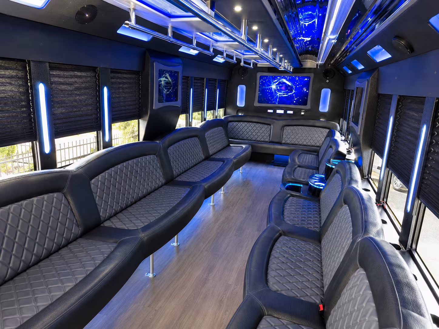 Hampton Winery Tour & Pub Crawl Transportation onboard seating