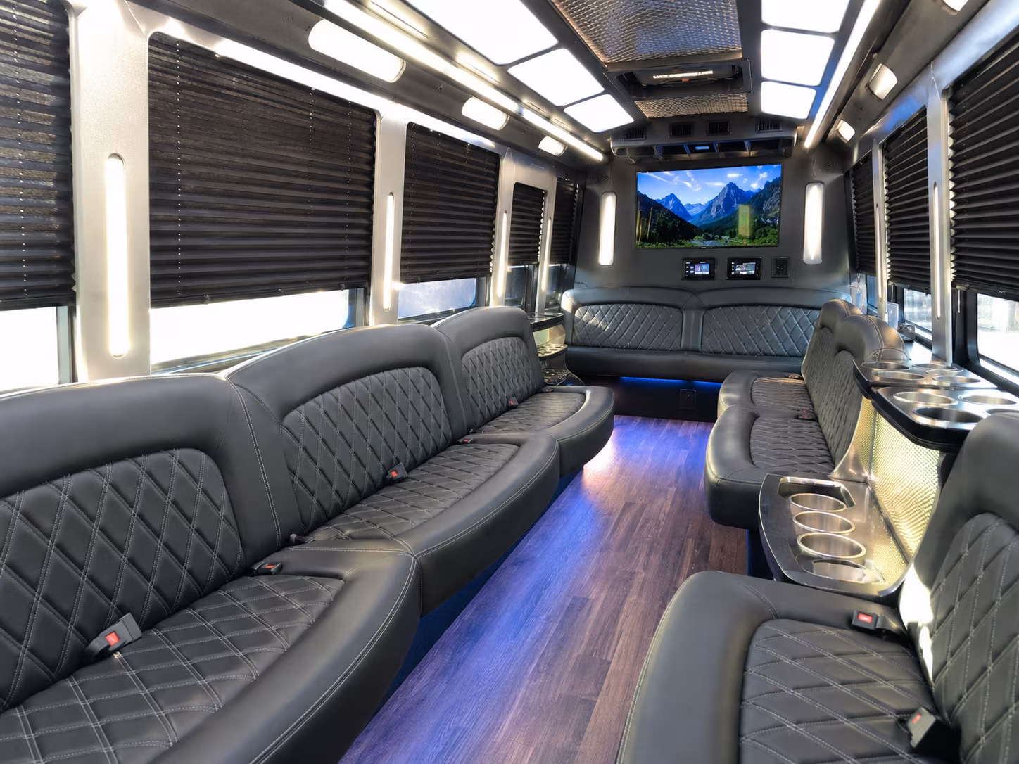 Newport News Homecoming & Prom Party Bus Rentals